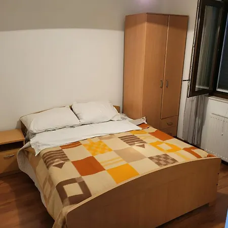 Henrik On The 2 Bedrooms 公寓