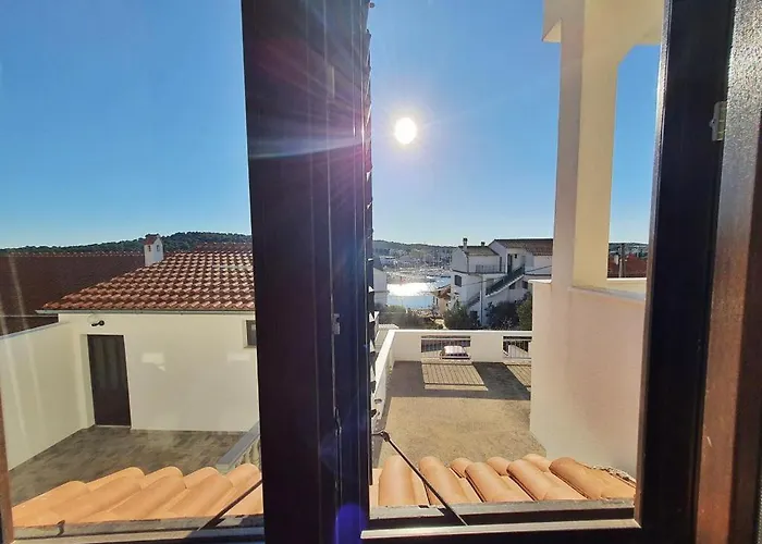 Henrik On The 2 Bedrooms *