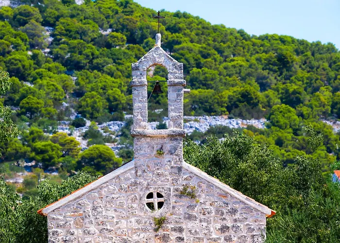 Henrik On The 2 Bedrooms *