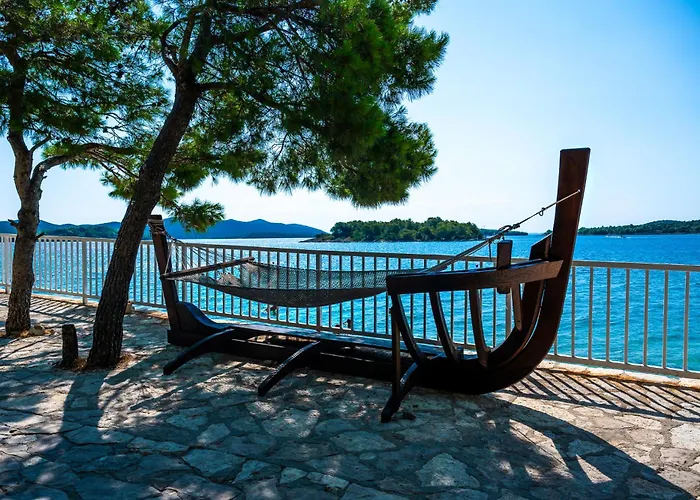 Henrik On The 2 Bedrooms 公寓