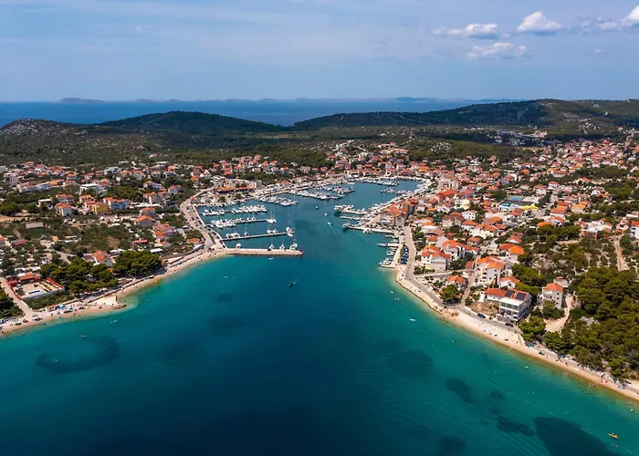 Henrik On The 2 Bedrooms